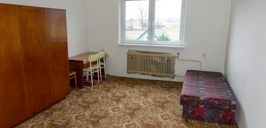 Nová cena ! 8 izieb, 2 kuchyne, pivnica, garáž u nás na Záhorí.