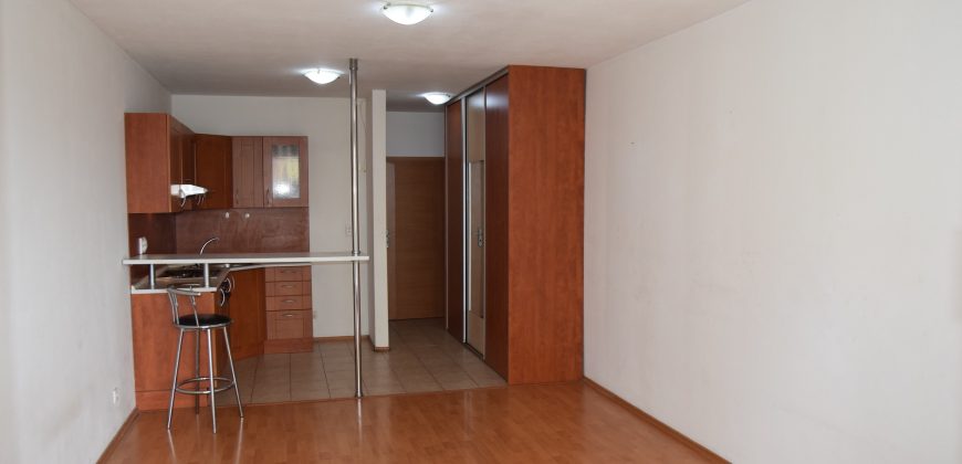 Na predaj 1 izbový byt s loggiou, Kazanská ul., Podunajské Biskupice