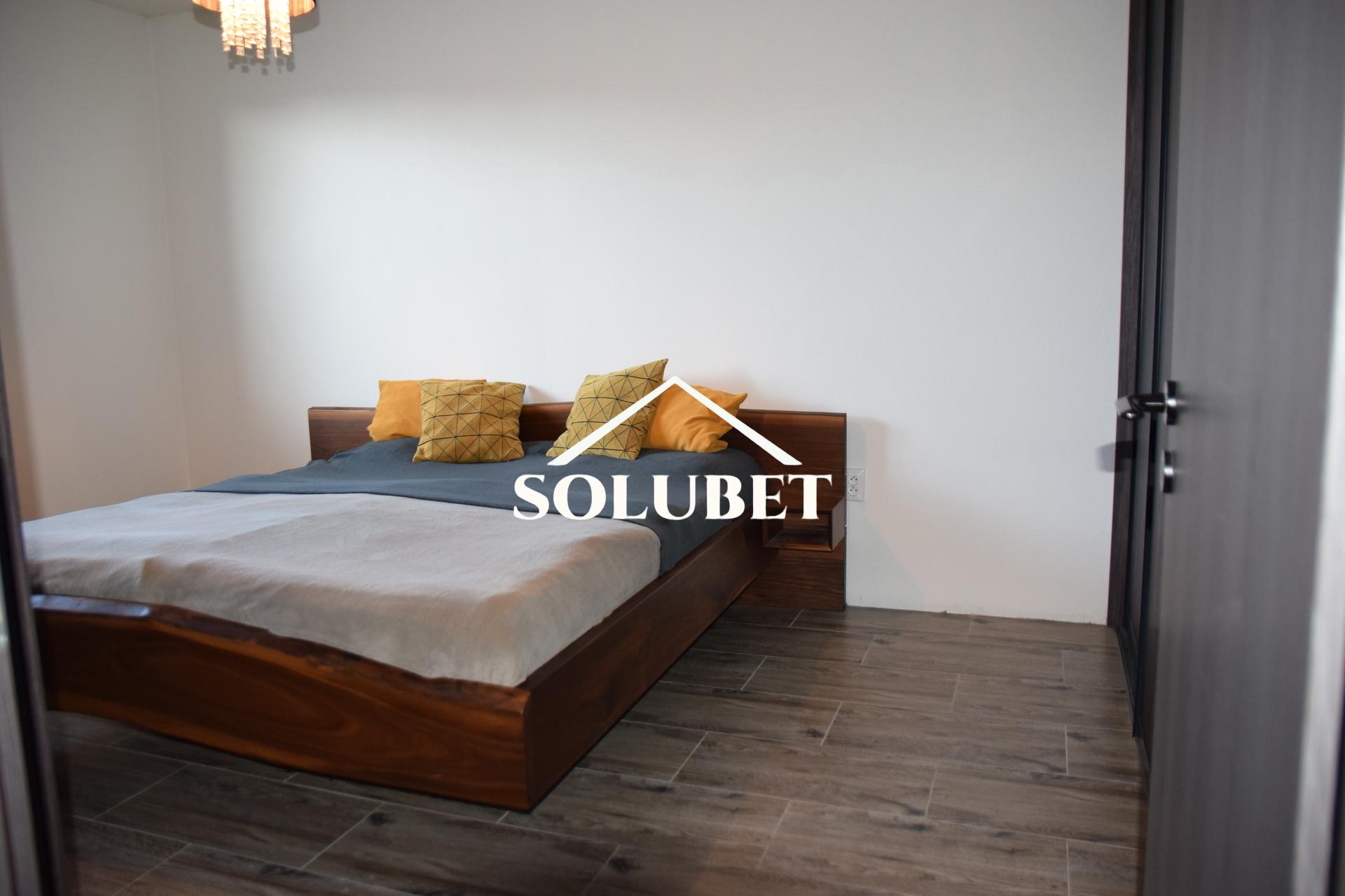 NOVÁ CENA! 3 izbový dom so zariadením, altánok….