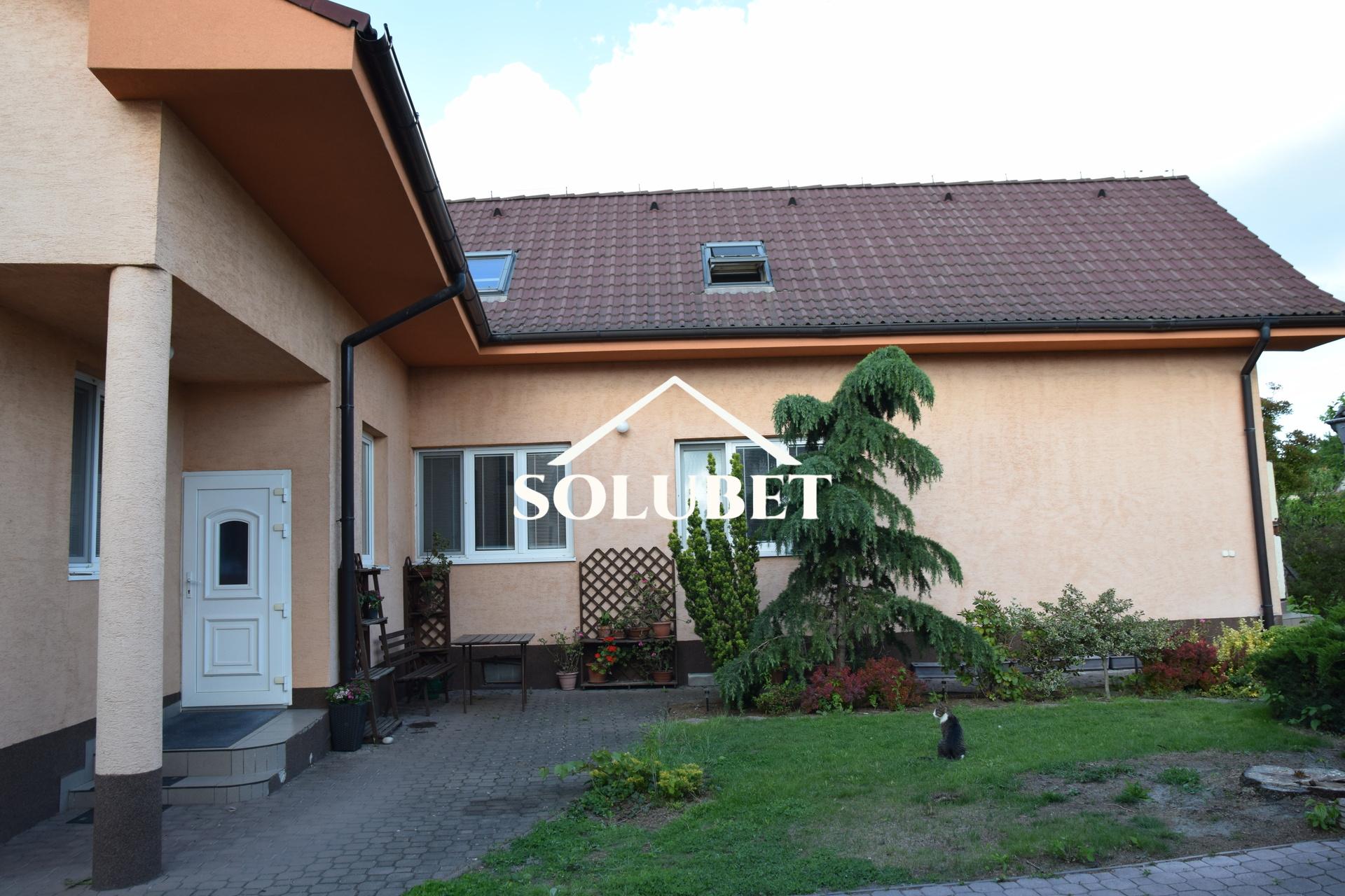 Dom s dvomi 4-izbovými bytmi, až 386m² u nás v Zóhri